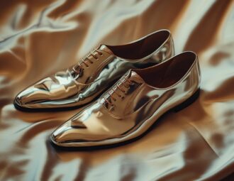 Entretenir des chaussures vernies : astuces pour une brillance durable