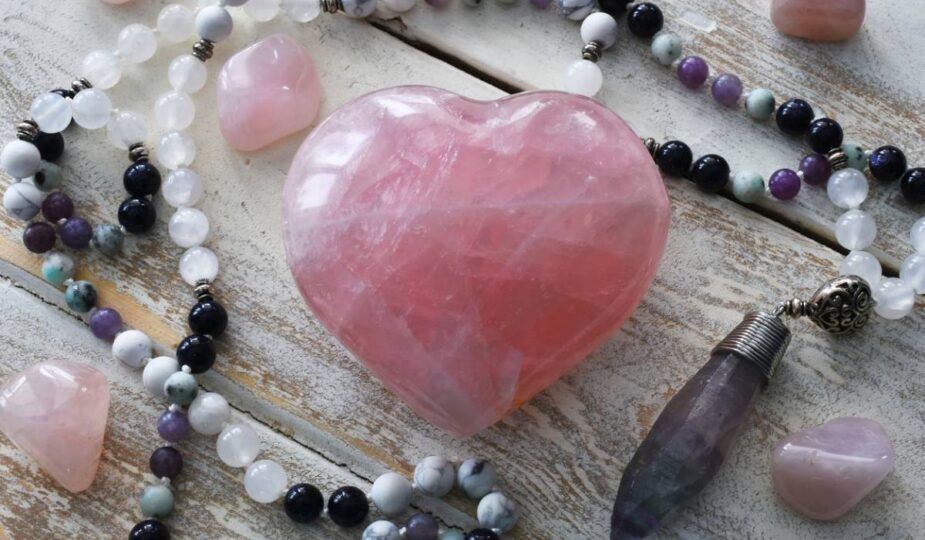 Bien choisir ses bijoux en pierre naturelles pour allier style et bien-être