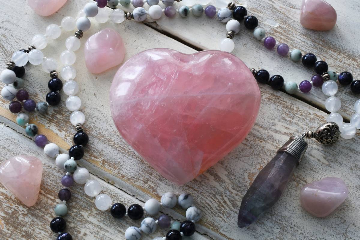 Bien choisir ses bijoux en pierre naturelles pour allier style et bien-être