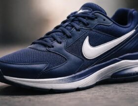 découvrez tout sur la couleur obsidian, ce bleu profond emblématique des chaussures nike, ses caractéristiques, son style et ses meilleurs modèles.