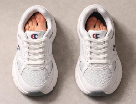 découvrez si la chaussure champion taille petit, grand ou normalement grâce à notre guide complet pour bien choisir votre pointure.
