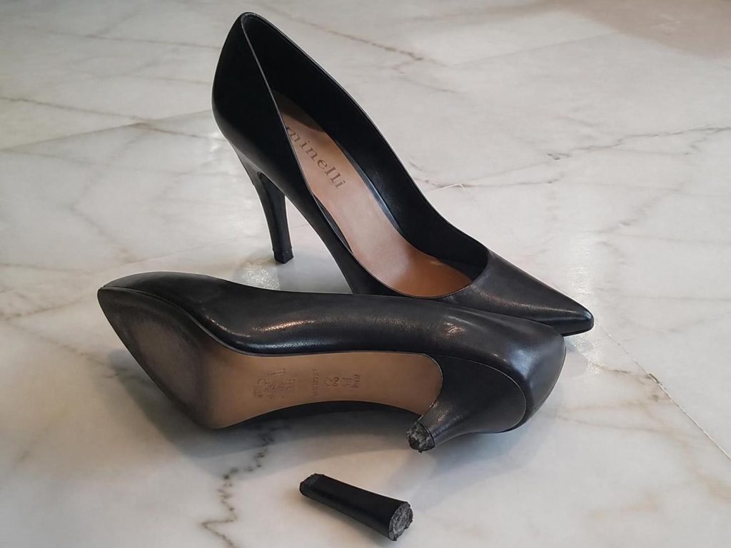 découvrez comment réparer facilement des talons cassés sur vos escarpins minelli pour retrouver confort et élégance en quelques étapes simples.